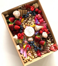 Load image into Gallery viewer, MEDIUM &quot;SWEET THANG&quot; LOLLY BOX
